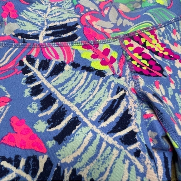 Lilly Pulitzer Luxletic UPF50 Cropped Leggings fantasy garden XS - Picture 4 of 7